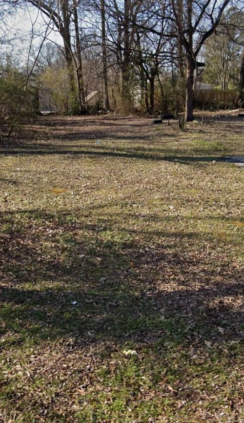 745 Los Angeles St, Memphis, TN, 38112-1946 | Card Image