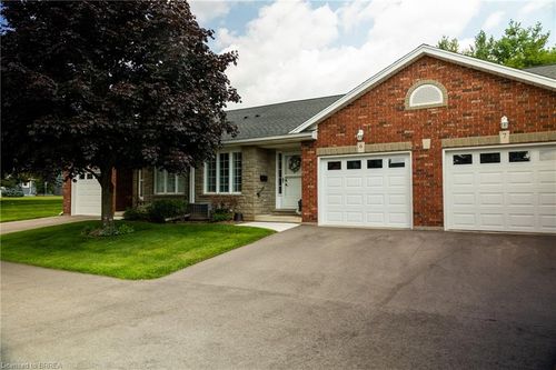 6-5 Yin St, Waterford, ON, N0E1Y0 | Card Image