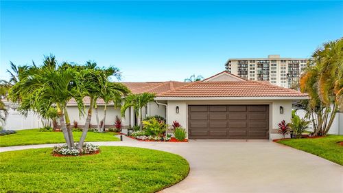 324 Leeward Is, Clearwater Beach, FL, 33767-2307 | Card Image