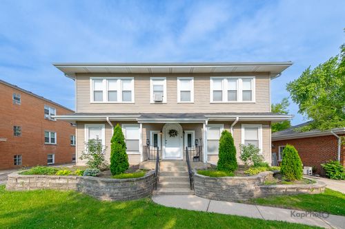 818 La Grange Rd, La Grange Park, IL, 60526-1521 | Card Image