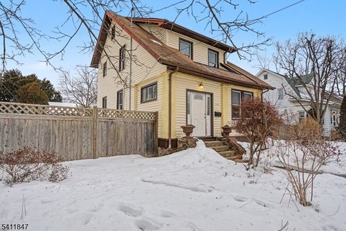 123 Old Boonton Rd, Boonton Twp, NJ, 07005-2101 | Card Image