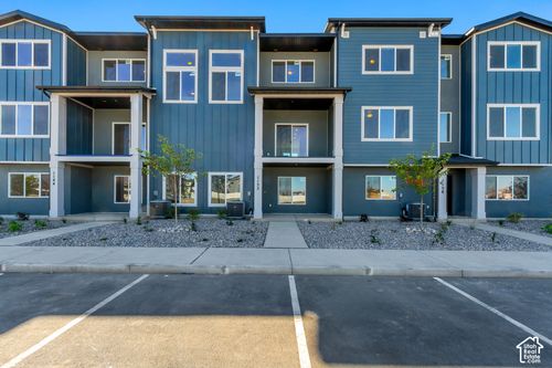 138-1152 W 1580 N, Salem, UT, 84653-1504 | Card Image