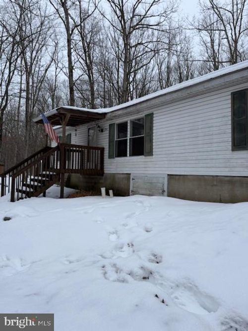 1290 Woodhaven Dr, White Haven, PA, 18661-2811 | Card Image