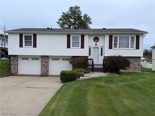 64791 Patterson Hill Rd, Bellaire, OH, 43906-9719 | Card Image