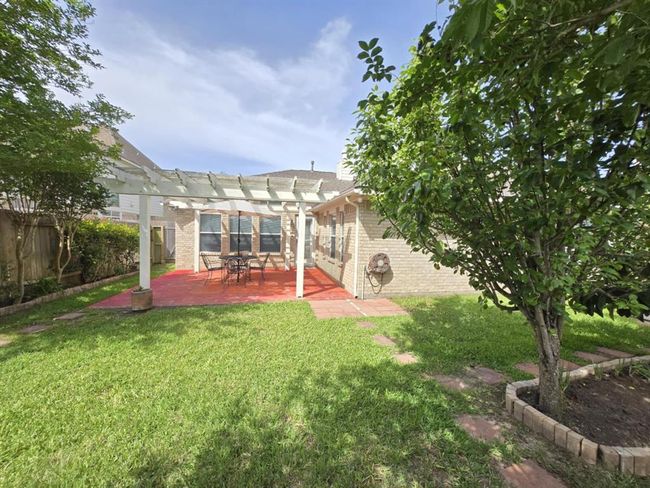 17427 N Riata Lake Dr, House other with 3 bedrooms, 2 bathrooms and 2 parking in Cypress TX | Image 24
