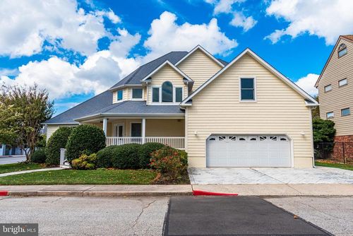 402 14th St, OCEAN CITY, MD, 21842-5563 | Card Image