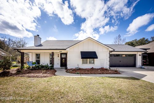 2518 Havard Rd, Ocean Springs, MS, 39564-4209 | Card Image
