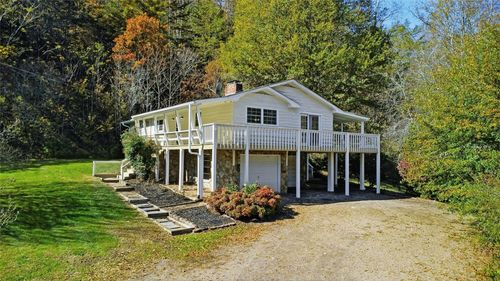 1420 Bethel Church Rd, Franklin, NC, 28734-6850 | Card Image