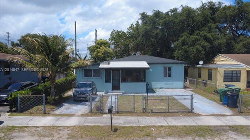 1631 Nw 114th St, Miami, FL, 33167 | Card Image