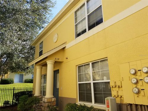 219 Draw Bridge Ln, VALRICO, FL, 33594-3318 | Card Image