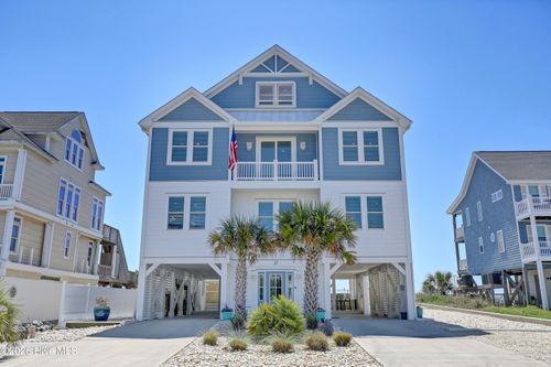 32 Porpoise Pl, N Topsail Beach, NC, 28460-9599 | Card Image