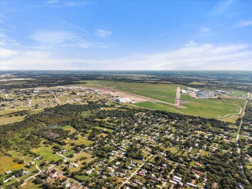 4612 Meyers Ln, Bellmead, TX, 76705-2149 | Card Image
