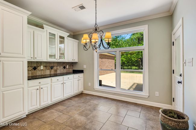 018-5674 Santa Fe Dr E-MLS Version | Image 5