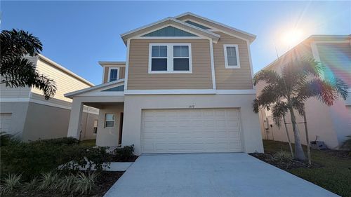 1572 Ellesmere Ave, HAINES CITY, FL, 33844-9083 | Card Image