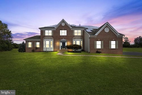 12 Wyckoff Pl, Franklin Park, NJ, 08823-1816 | Card Image