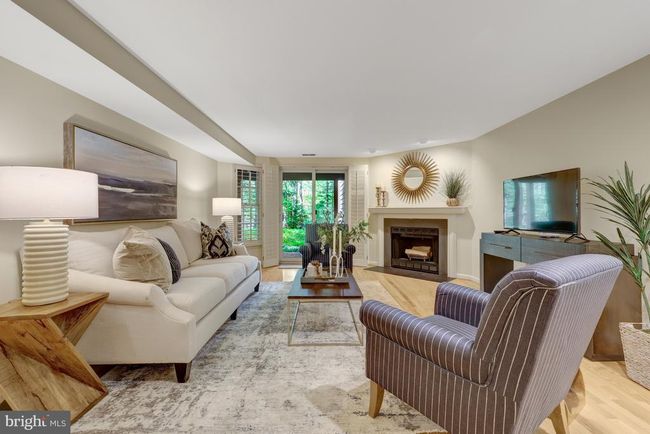 11431 Hollow Timber Way, Townhouse with 3 bedrooms, 4 bathrooms and null parking in Reston VA | Image 39