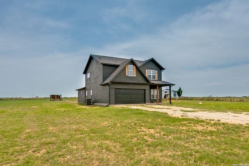 500 County Road 2645, Moore, TX, 78057-3220 | Card Image