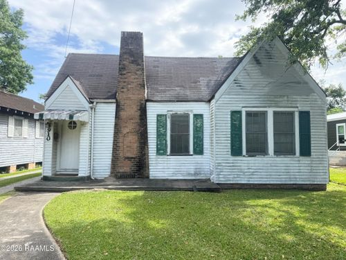 910 W Main St, New Iberia, LA, 70560-3538 | Card Image