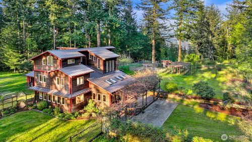 3542 Constitution Road, Lummi Island, WA, 98262 | Card Image