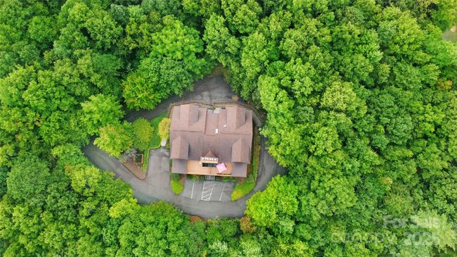 UNIT-802 - 157 Toxaway Views Dr, Condo with 2 bedrooms, 2 bathrooms and null parking in Lake Toxaway NC | Image 34