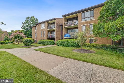 t4-541 Florida Ave, HERNDON, VA, 20170-4925 | Card Image