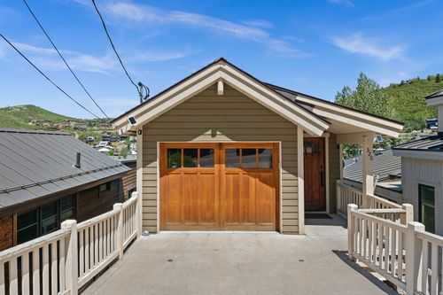 320 Woodside Ave, Park City, UT, 84060-5151 | Card Image