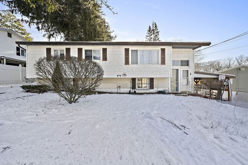 1 Belnap Rd, Boston, MA, 02136-1104 | Card Image