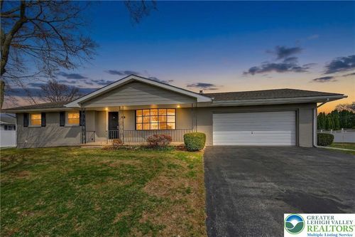 1626 3rd St, Bethlehem, PA, 18020-6417 | Card Image