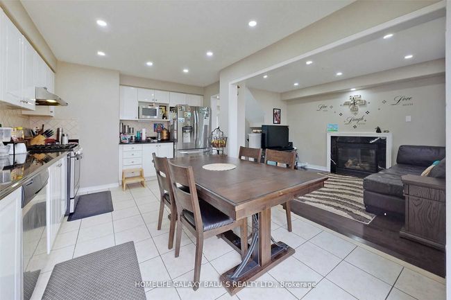 54 Decourcy Ireland Cir, House attached with 5 bedrooms, 4 bathrooms and 1 parking in Ajax ON | Image 7