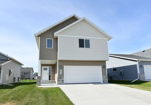 6314 82nd Ave S, Horace, ND, 58047-2815 | Card Image