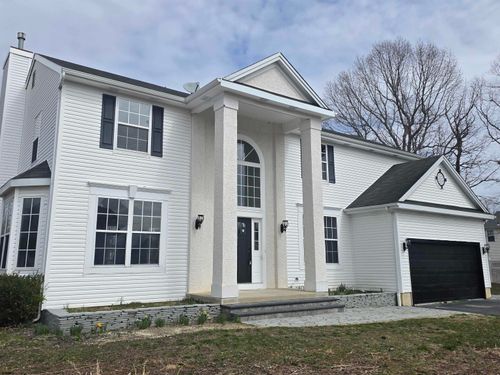 6054 Wilmington Ave, Egg Harbor Township, NJ, 08234-6210 | Card Image