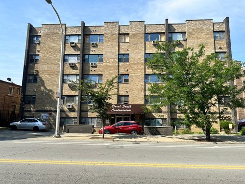 apt-210-7854 S South Shore Dr, Chicago, IL, 60649-5322 | Card Image