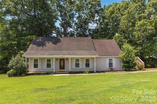 3005 Weddington Rd, Monroe, NC, 28110-8931 | Card Image