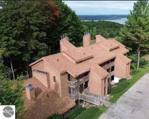 578-4673 N Crossover Drive, Bellaire, MI, 49615 | Card Image