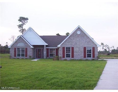 3111 Village Cir, Ocean Springs, MS, 39564-4549 | Card Image