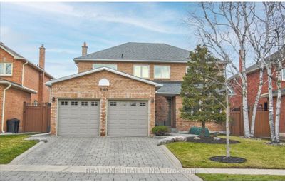 2165 Glenora Dr, House other with 4 bedrooms, 4 bathrooms and 4 parking in Oakville ON | Image 1