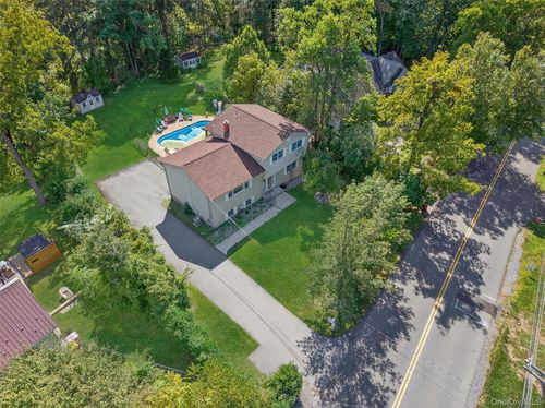 133 West St, Warwick, NY, 10990-1422 | Card Image