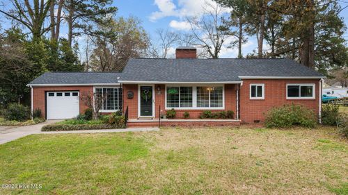 1303 West Rd, Kinston, NC, 28501-2721 | Card Image