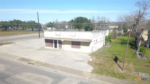 2004 E North Street, Victoria, TX, 77901 | Card Image