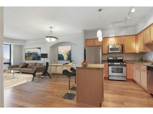 909-500 E Grant St, Minneapolis, MN, 55404-1443 | Card Image