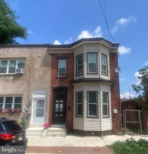 333 Vine St, CAMDEN, NJ, 08102-2059 | Card Image