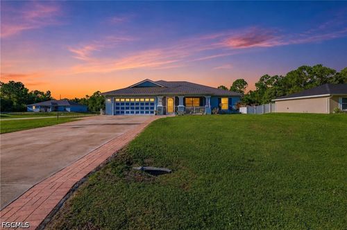 404 Parkdale Blvd, LEHIGH ACRES, FL, 33974-9681 | Card Image