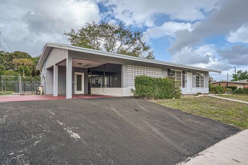 4401 Nw 6th Ct, Coconut Creek, FL, 33066-1521 | Card Image