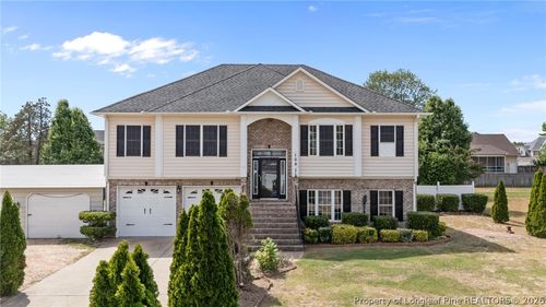 109 Canyon Ct, Sanford, NC, 27332-1331 | Card Image