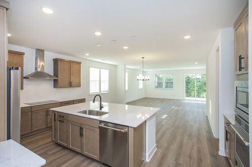 126 E Cassa Way, Mount Juliet, TN, 37122 | Card Image