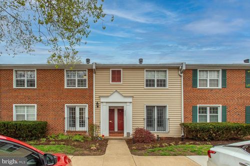b-2707 S Walter Reed Dr, ARLINGTON, VA, 22206-1249 | Card Image