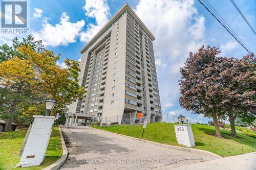802-375 King St N, Waterloo, ON, N2J4L6 | Card Image