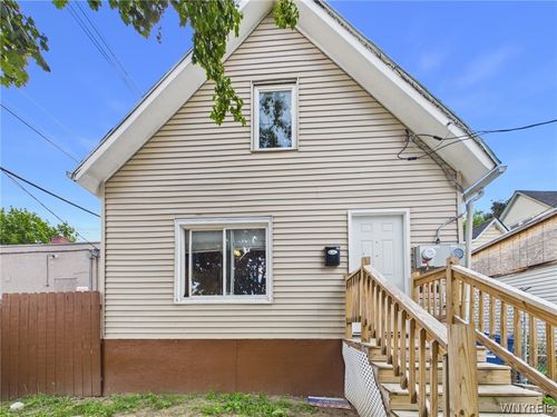 13 Ferguson Ave, Buffalo, NY, 14213-1820 | Card Image
