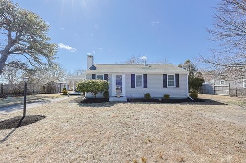 25 Niagara Ln, West Yarmouth, MA, 02673-5038 | Card Image