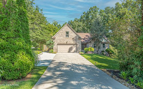 4421 Garden Dr, Knoxville, TN, 37918-3625 | Card Image